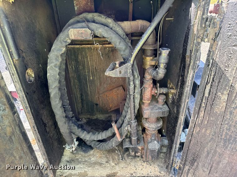 image for item DP8492 2005 Cimline 230D M/A melter applicator