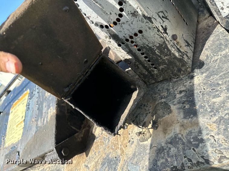 image for item DP8492 2005 Cimline 230D M/A melter applicator