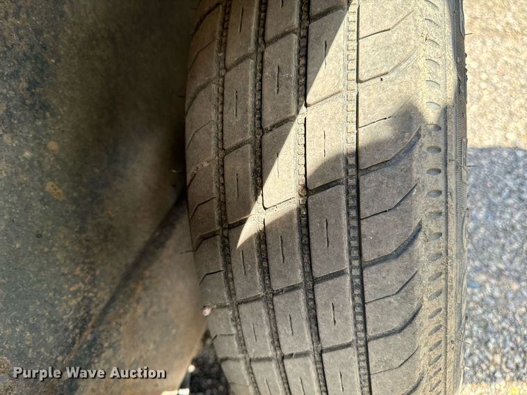 image for item DP8492 2005 Cimline 230D M/A melter applicator