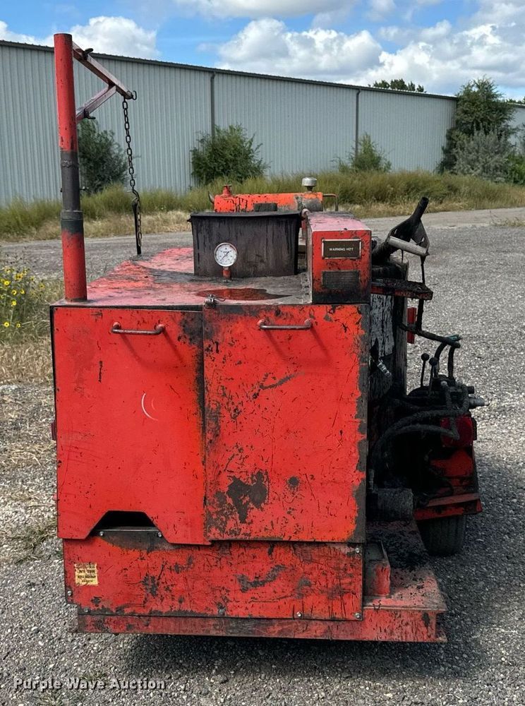 image for item DP8493 Crafco Inc. EZ Pour melter applicator