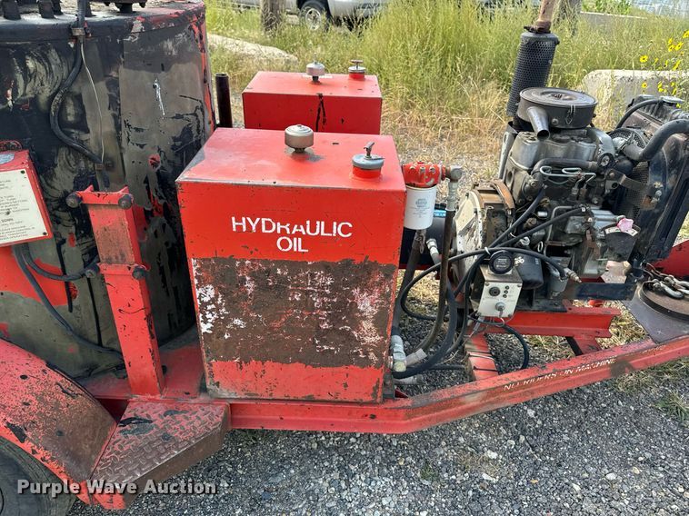 image for item DP8493 Crafco Inc. EZ Pour melter applicator