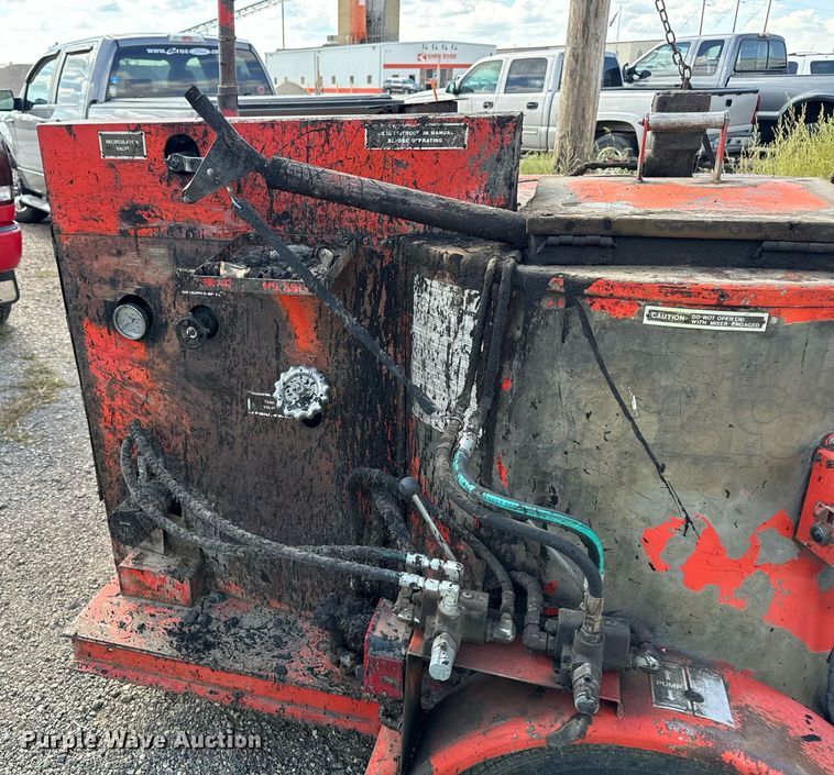 image for item DP8493 Crafco Inc. EZ Pour melter applicator