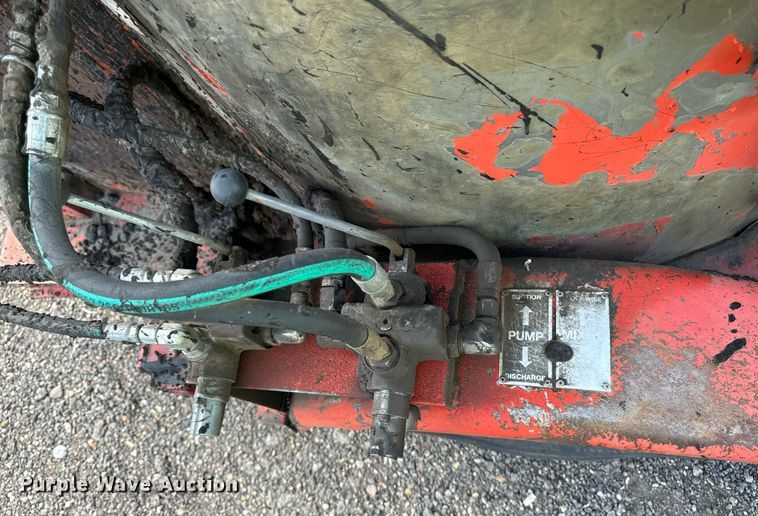 image for item DP8493 Crafco Inc. EZ Pour melter applicator