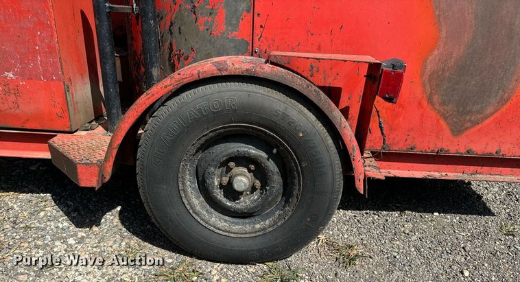 image for item DP8493 Crafco Inc. EZ Pour melter applicator