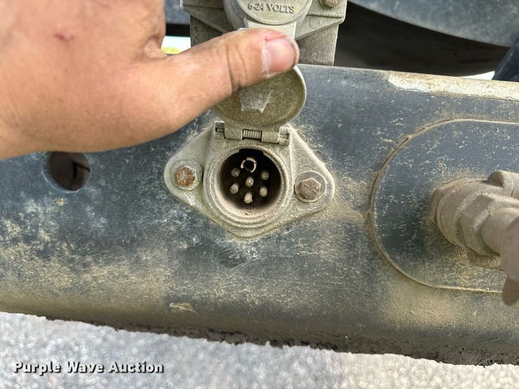 image for item DP8495 2012 Trail King TK60SSD 403 side dump trailer