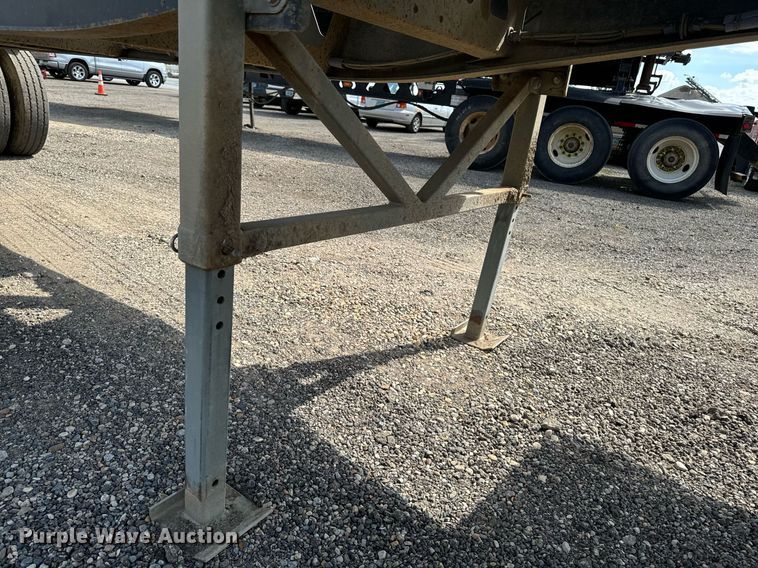 image for item DP8495 2012 Trail King TK60SSD 403 side dump trailer