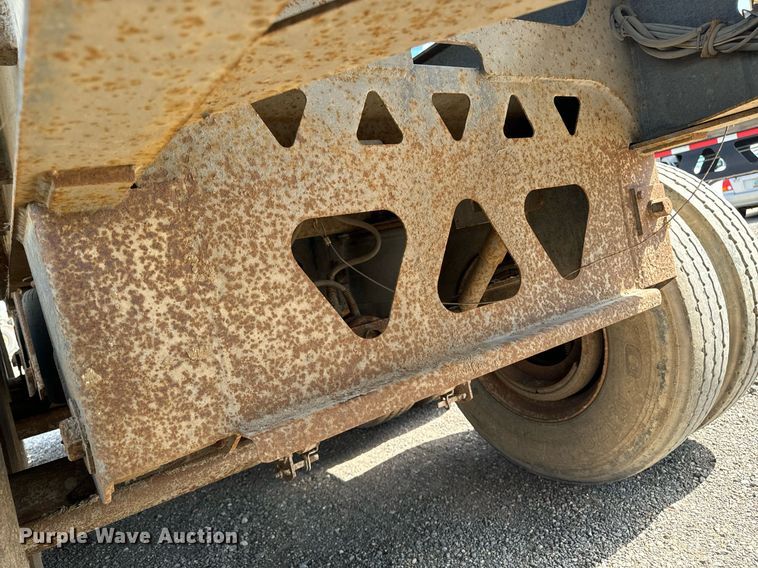 image for item DP8495 2012 Trail King TK60SSD 403 side dump trailer