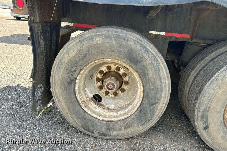 image for item DP8495 2012 Trail King TK60SSD 403 side dump trailer