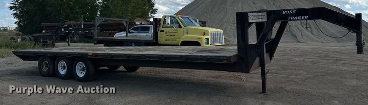 image for item DP8499 1989 Boss Trailer 828FGN flatbed trailer