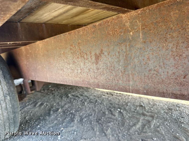 image for item DP8499 1989 Boss Trailer 828FGN flatbed trailer