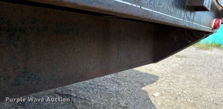 image for item DP8499 1989 Boss Trailer 828FGN flatbed trailer