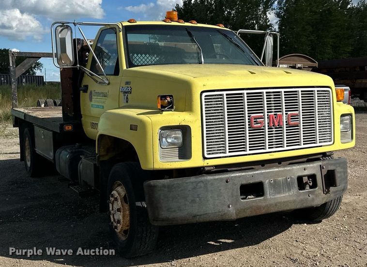 image for item DP8500 1992 GMC  Topkick flatbed truck