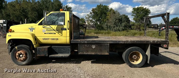 image for item DP8500 1992 GMC  Topkick flatbed truck