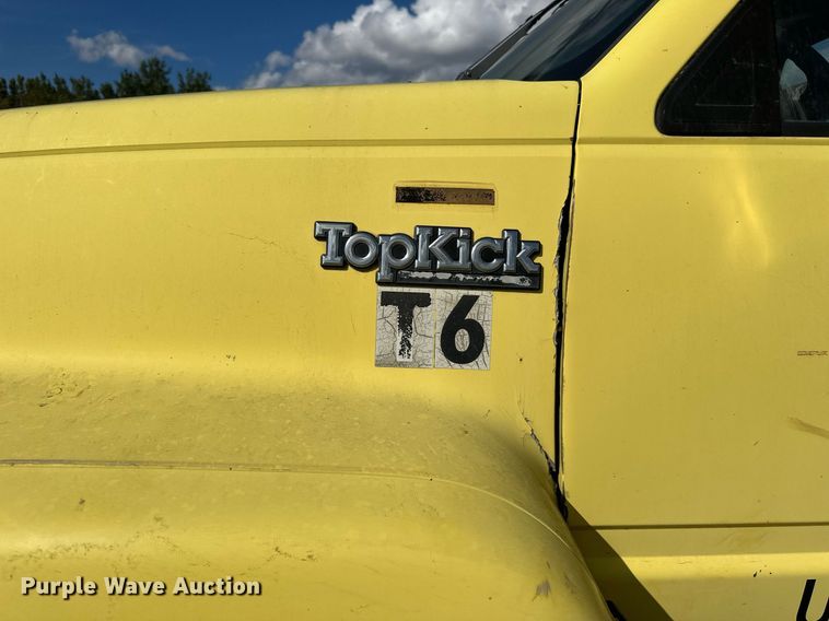 image for item DP8500 1992 GMC  Topkick flatbed truck