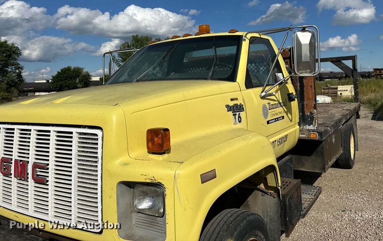 image for item DP8500 1992 GMC  Topkick flatbed truck