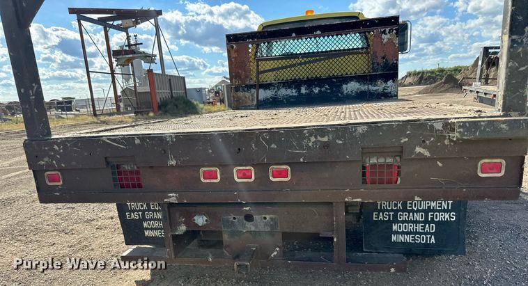 image for item DP8500 1992 GMC  Topkick flatbed truck