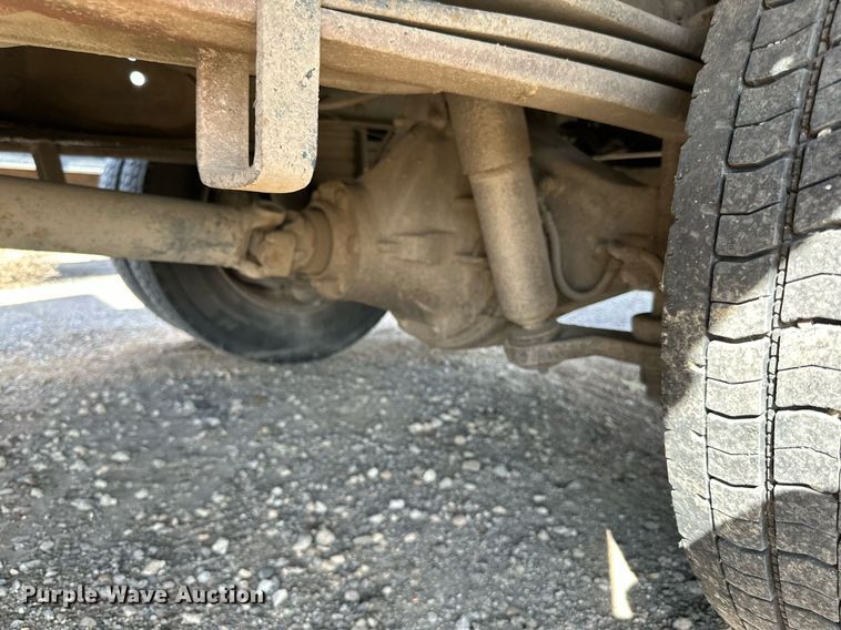 image for item DP8500 1992 GMC  Topkick flatbed truck