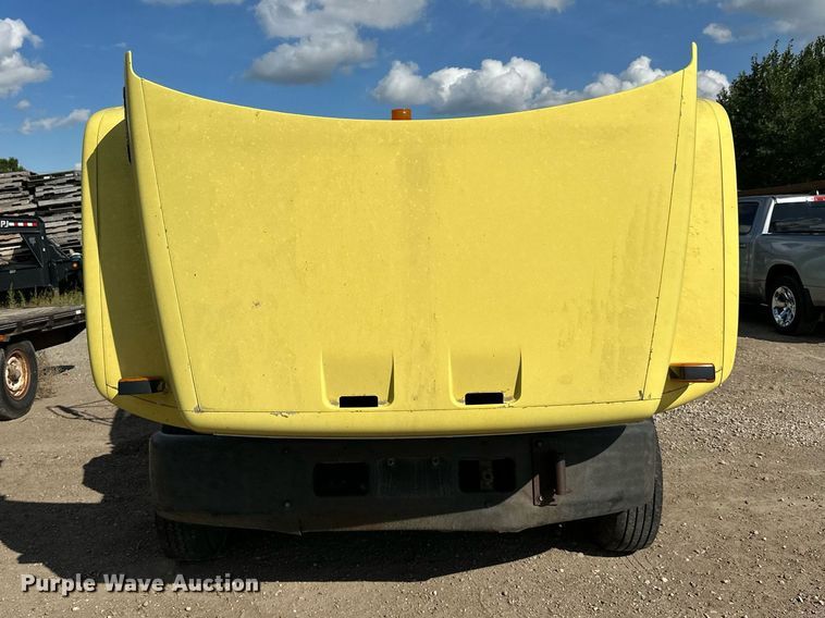 image for item DP8500 1992 GMC  Topkick flatbed truck