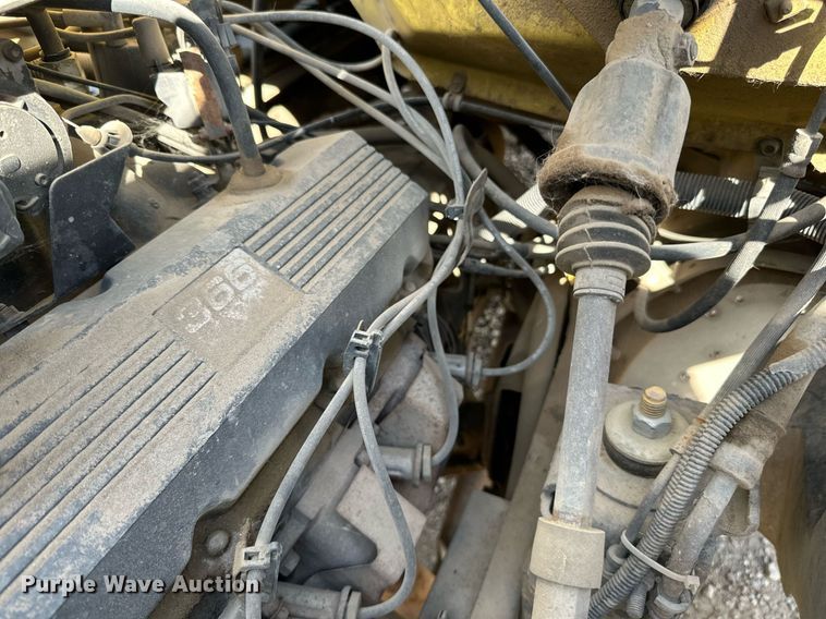 image for item DP8500 1992 GMC  Topkick flatbed truck