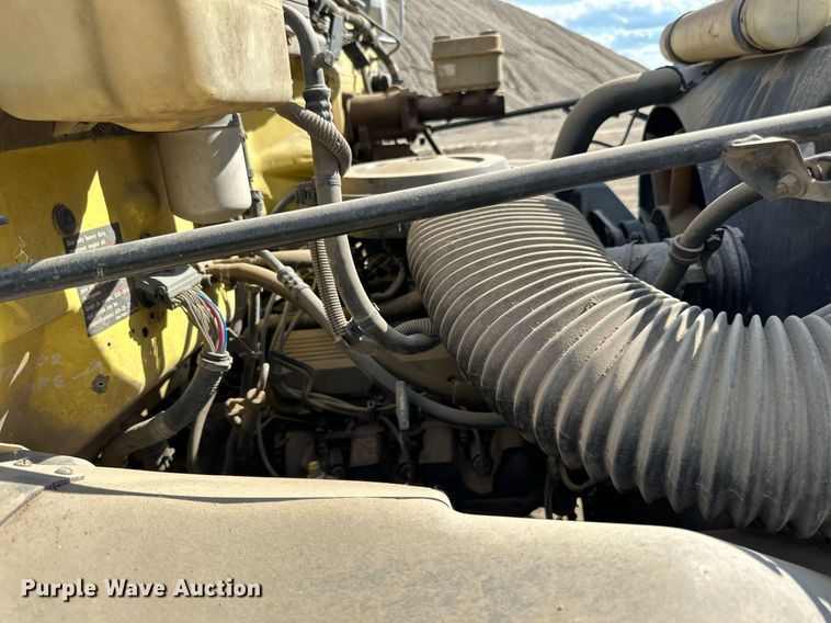 image for item DP8500 1992 GMC  Topkick flatbed truck