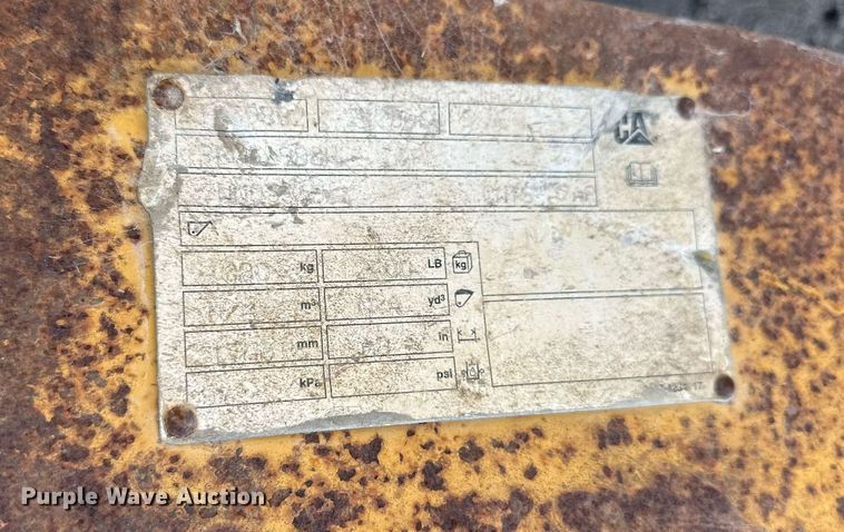 image for item DP8504 Caterpillar  wheel loader quick connect