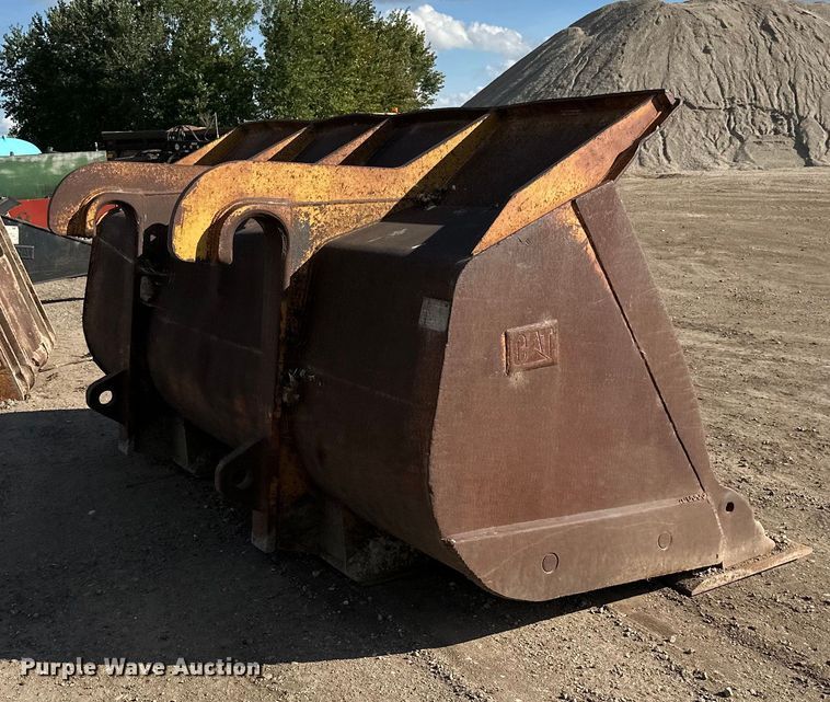 image for item DP8505 Caterpillar  wheel loader bucket