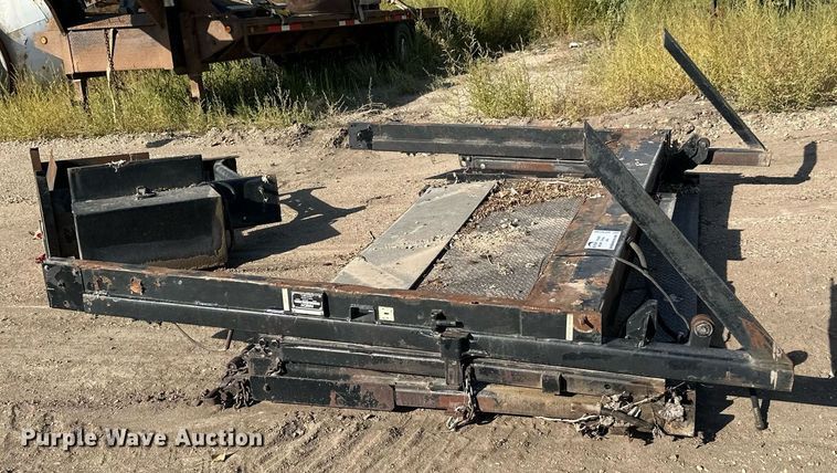 image for item DP8506 Maxon ROW-3B end lift gate