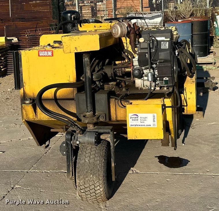 image for item DP8507 Asphalt Doctor seal coating applicator 