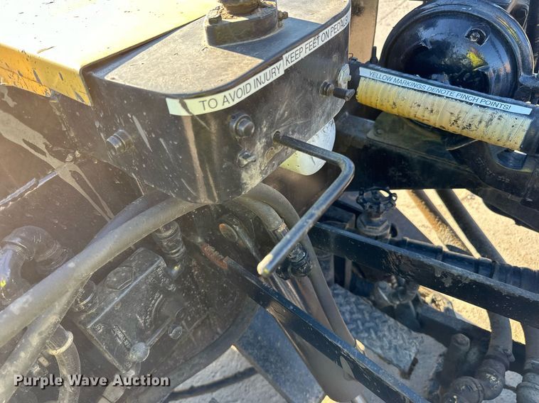 image for item DP8507 Asphalt Doctor seal coating applicator 