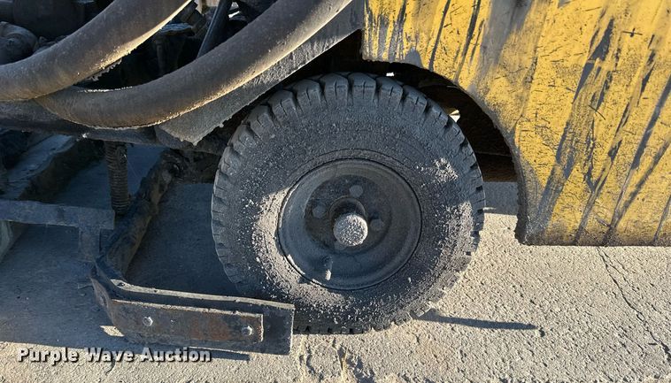 image for item DP8507 Asphalt Doctor seal coating applicator 