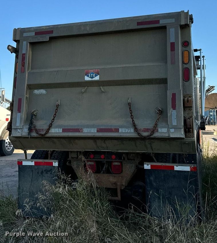 image for item DP8510 2007 Kenworth W900 dump truck