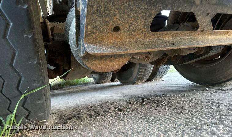 image for item DP8510 2007 Kenworth W900 dump truck