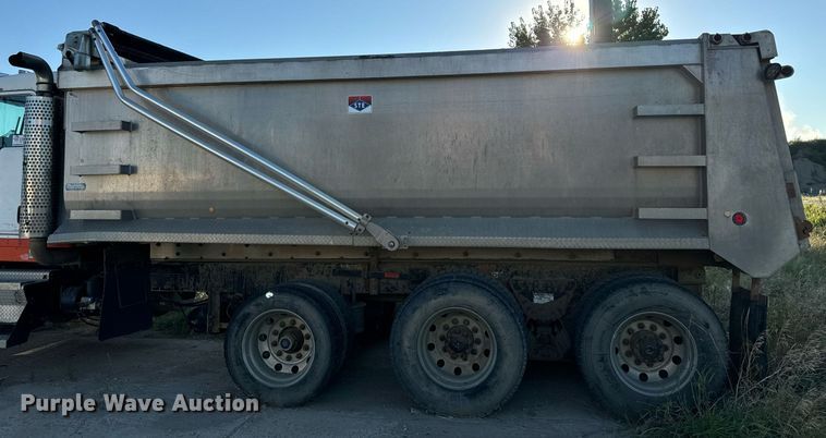 image for item DP8510 2007 Kenworth W900 dump truck