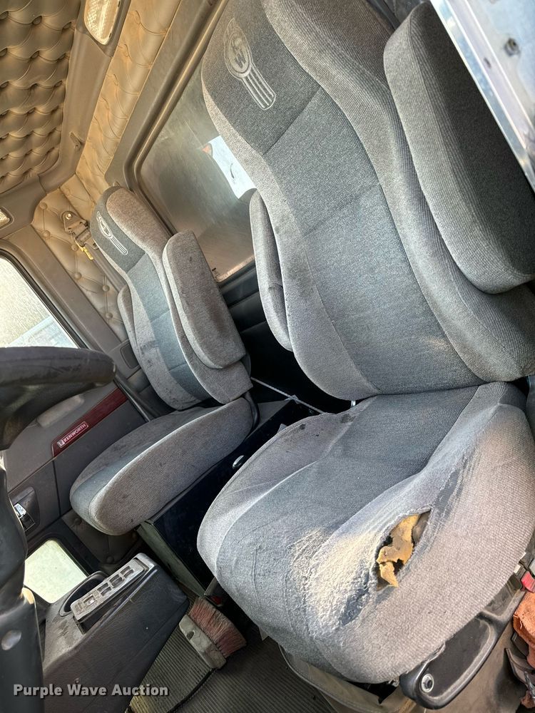 image for item DP8510 2007 Kenworth W900 dump truck