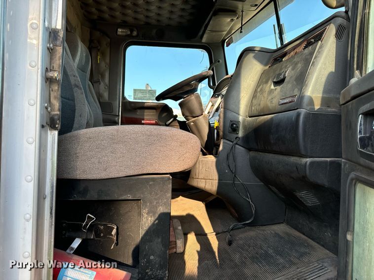 image for item DP8510 2007 Kenworth W900 dump truck