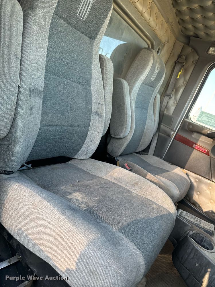 image for item DP8510 2007 Kenworth W900 dump truck