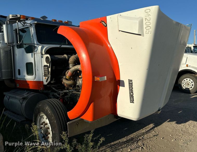 image for item DP8510 2007 Kenworth W900 dump truck