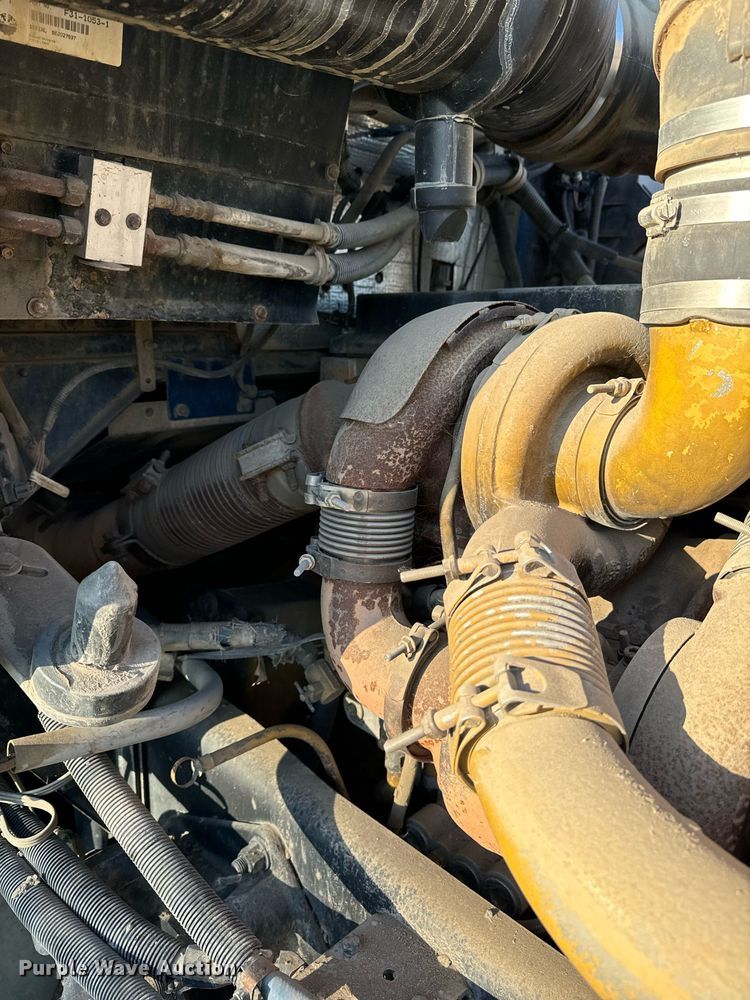 image for item DP8510 2007 Kenworth W900 dump truck