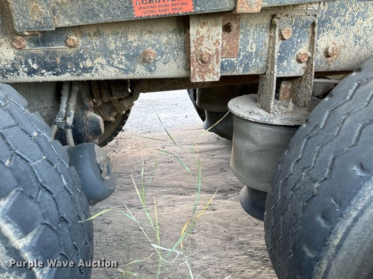 image for item DP8510 2007 Kenworth W900 dump truck