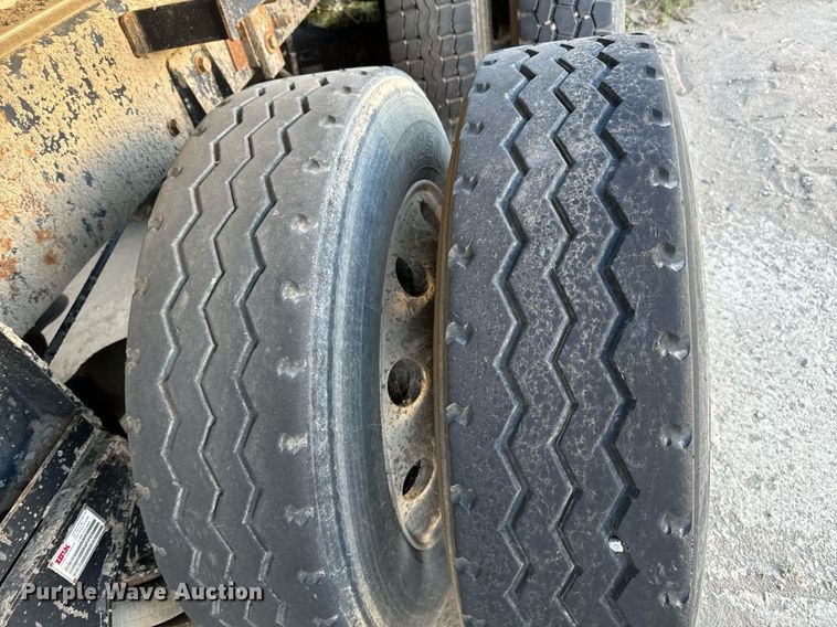 image for item DP8510 2007 Kenworth W900 dump truck