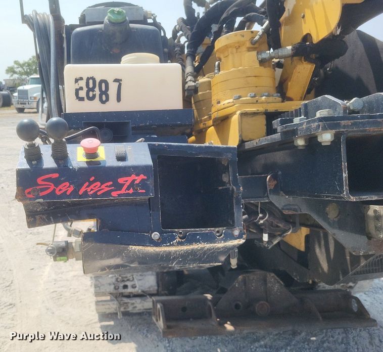 image for item DQ3630 2015 Vermeer  D24x40 Series II directional boring unit