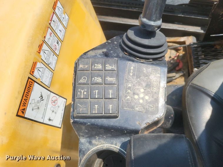 image for item DQ3630 2015 Vermeer  D24x40 Series II directional boring unit