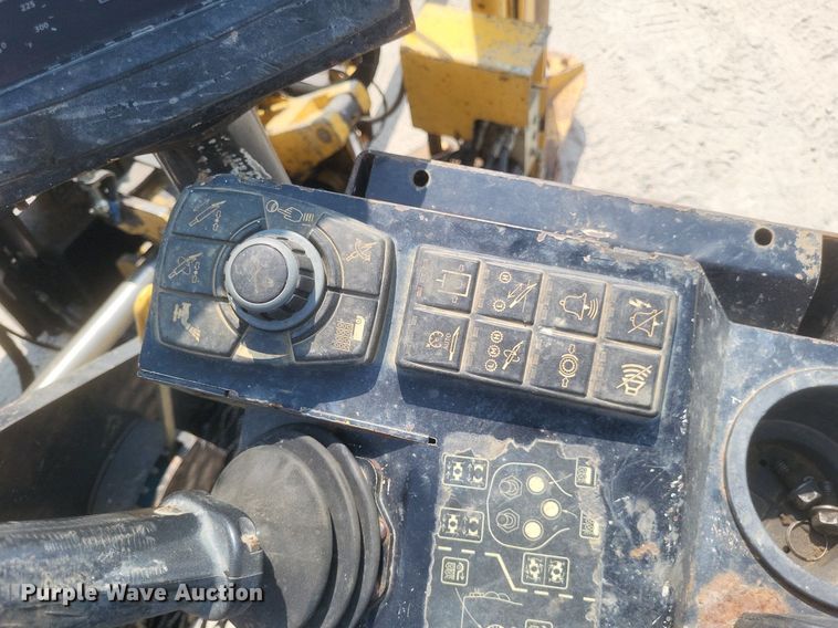 image for item DQ3630 2015 Vermeer  D24x40 Series II directional boring unit