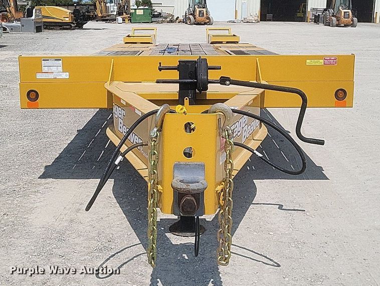 image for item DQ3631 2023 Eager Beaver 20XPT equipment trailer