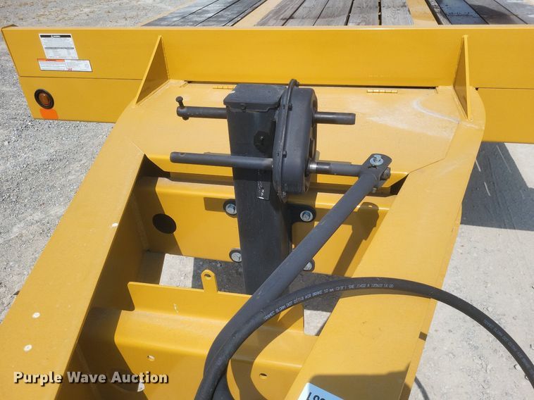 image for item DQ3631 2023 Eager Beaver 20XPT equipment trailer