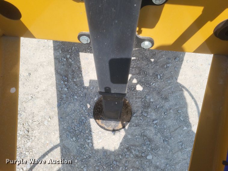 image for item DQ3631 2023 Eager Beaver 20XPT equipment trailer