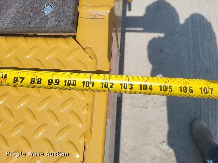 image for item DQ3631 2023 Eager Beaver 20XPT equipment trailer