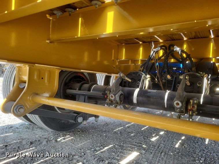 image for item DQ3631 2023 Eager Beaver 20XPT equipment trailer