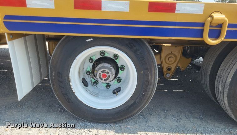 image for item DQ3631 2023 Eager Beaver 20XPT equipment trailer