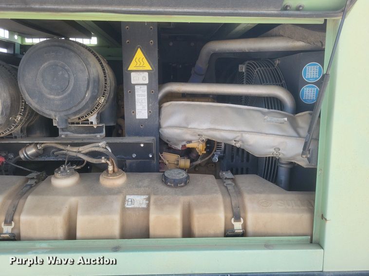 image for item DQ3633 2013 Sullair 375HH air compressor